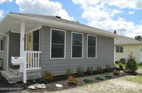 71 Montserrat Street, Toms River, NJ 08757