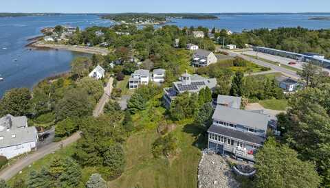 8 Enigma Lane, Harpswell, ME 04079