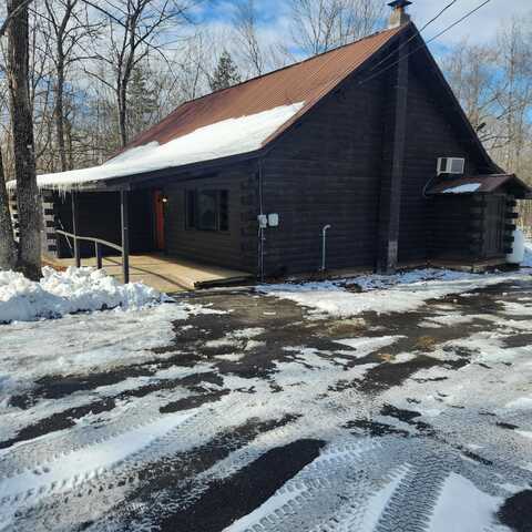 67 Town Farm Road, Lincoln, ME 04457