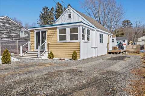 31 Brentwood Road, Windham, ME 04062