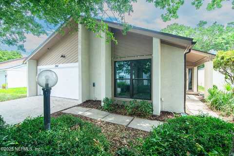 2742 ST LOUIS Court, Ponte Vedra Beach, FL 32082