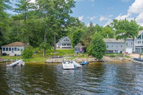 4 W Shore Drive, Sandown, NH 03873