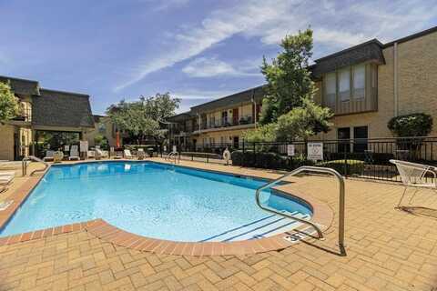 4320 Bellaire Drive S, Fort Worth, TX 76109