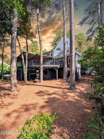 350 Pine Vista Drive, Pinehurst, NC 28374