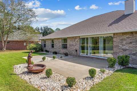 5976 Moors Oaks Dr, Milton, FL 32583