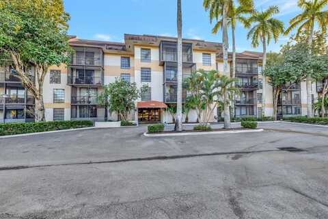 5530 NW 44th St, Lauderhill, FL 33319