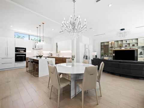 12 SE 10th Ave, Fort Lauderdale, FL 33301
