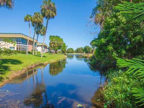 7 Vista Gardens Trail, Vero Beach, FL 32962