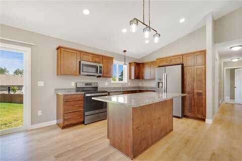417 Alex Court, Somerset, WI 54025