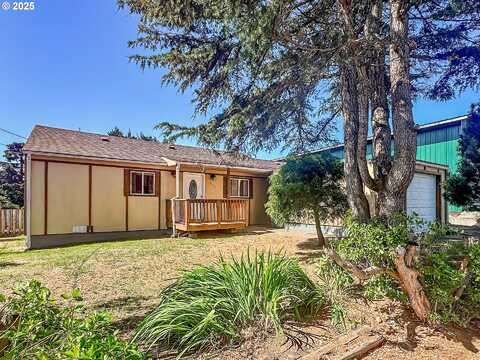 111 CYPRESS AVE, Garibaldi, OR 97118