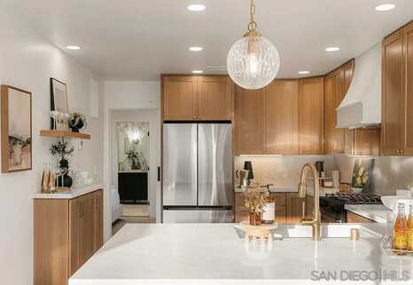 1663 Puterbaugh St, San Diego, CA 92103