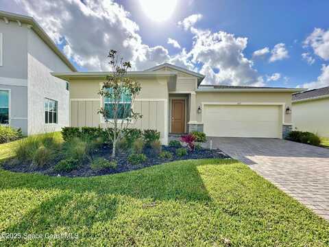 672 Veridian Circle NW, Palm Bay, FL 32907