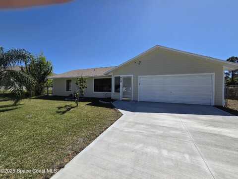 510 Brickell Street SE, Palm Bay, FL 32909