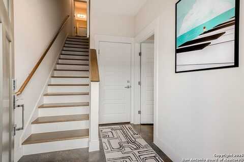 144 N Cherry, San Antonio, TX 78202