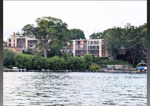 1029 Spaight Street, Madison, WI 53703