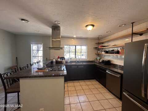 4351 W Goret Road, Tucson, AZ 85745