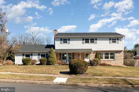 257 WINDING WAY, CAMP HILL, PA 17011