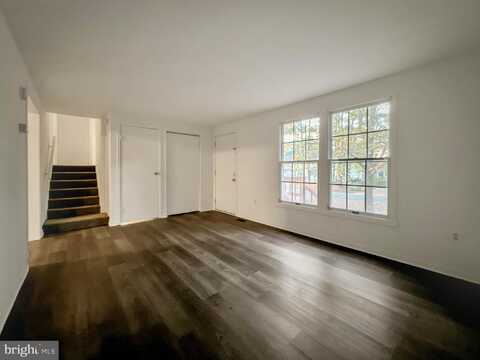 1 WINDWARD COURT, OCEAN PINES, MD 21811