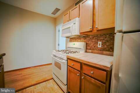 1100 VINE STREET, PHILADELPHIA, PA 19107