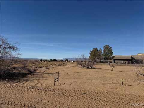 7535 E Chaparral Drive, Kingman, AZ 86401