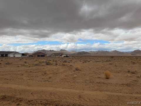 9957 N Roundup Trail, Kingman, AZ 86401