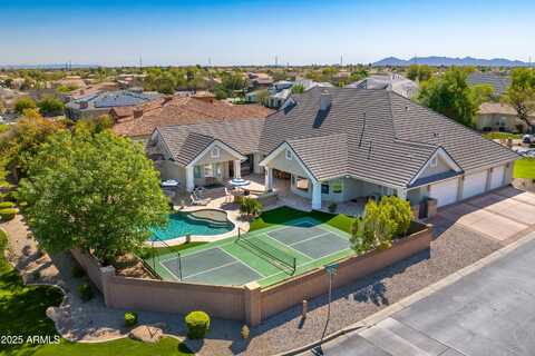 3120 E WATERMAN Court, Gilbert, AZ 85297