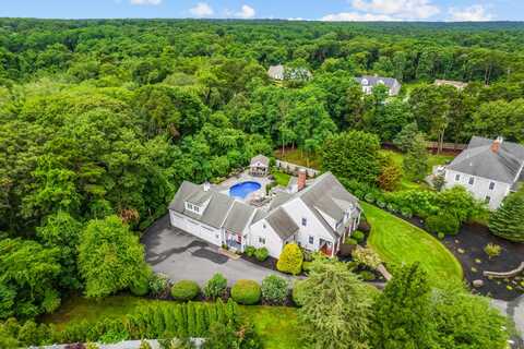 4 Cowslip Path, East Sandwich, MA 02537