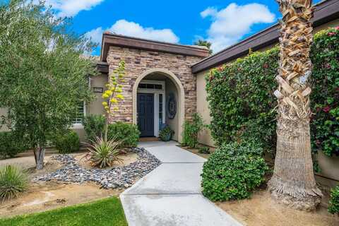 60254 Honeysuckle Street, La Quinta, CA 92253
