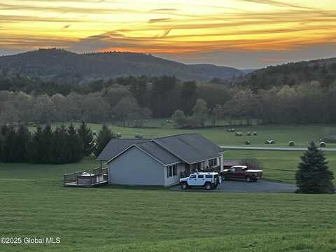 4953 Gun House Hill Road, Harpersfield, NY 13786