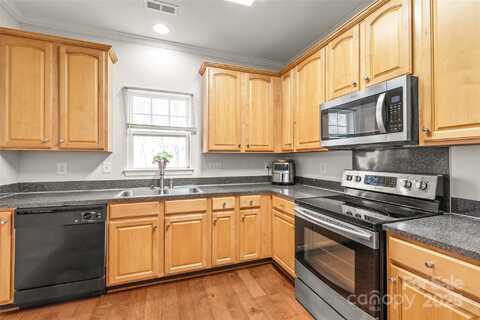 16911 Commons Creek Drive, Charlotte, NC 28277