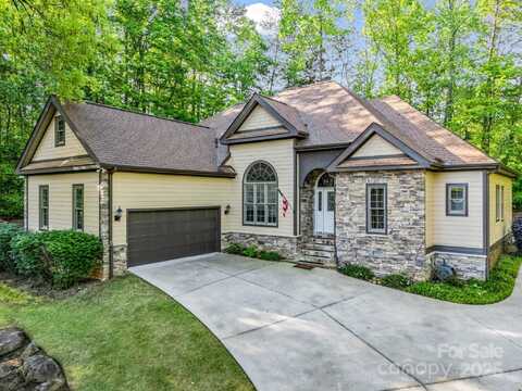 39 W Rambling Creek, Tryon, NC 28782