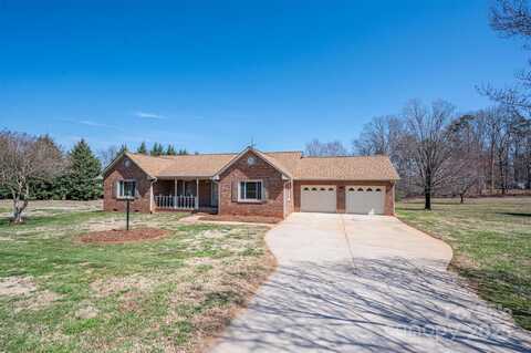 1922 Dogwood Flower Lane, Lincolnton, NC 28092