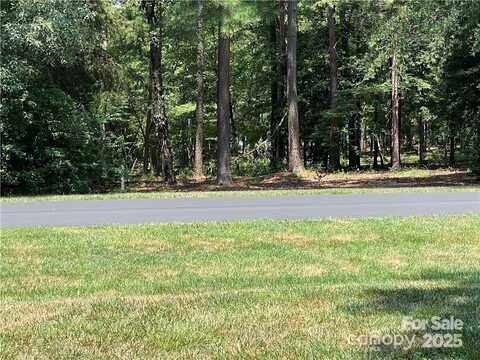1659 Southpoint Lane, New London, NC 28127