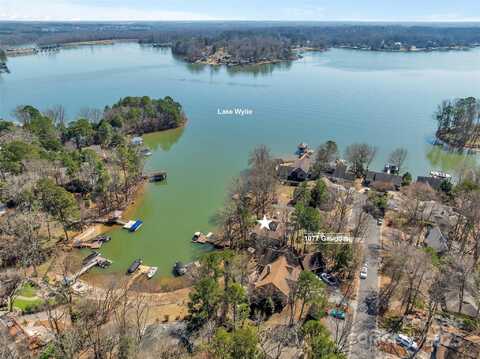 1077 Gauguin Lane, Tega Cay, SC 29708
