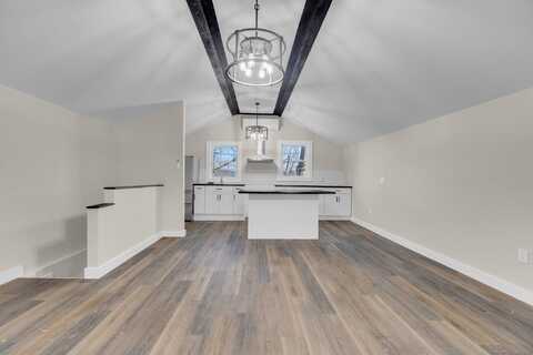22 Hemlock Trail, Newtown, CT 06482