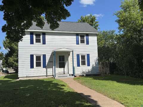 68260 S Bohn St, Iron River, WI 54847