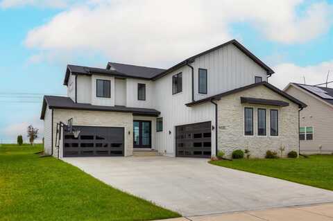 14725 Stonecrop Drive, Urbandale, IA 50323