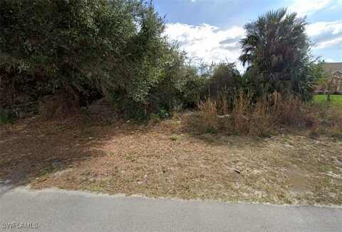 3805 34th Street SW, Lehigh Acres, FL 33976