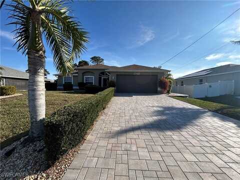 1528 NE 34th Lane, Cape Coral, FL 33909