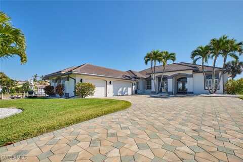 1685 Edith Esplanade, Cape Coral, FL 33904