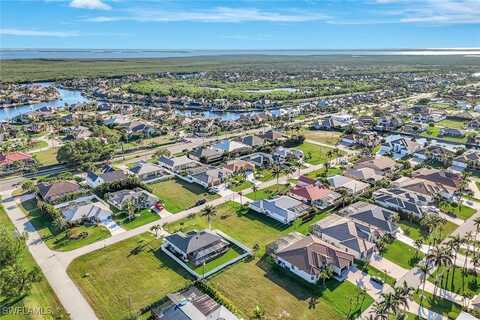 1909 SW 54th Lane, Cape Coral, FL 33914