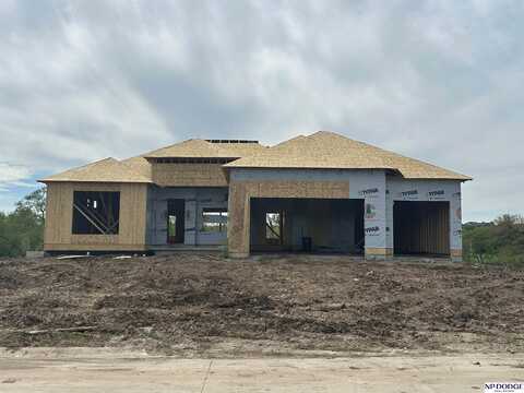10454 S 118 Street, Papillion, NE 68046