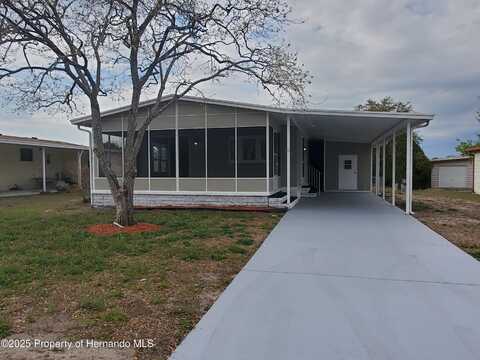 8483 Fleetway Avenue, Brooksville, FL 34613