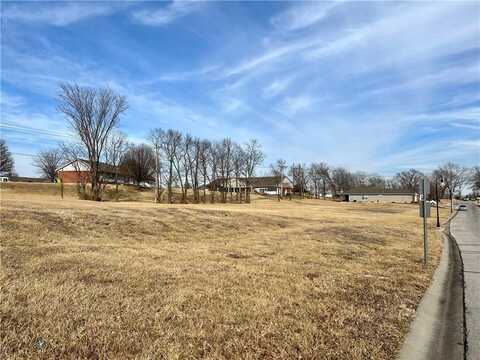 3100 Eastern Hills Parkway, Harrisonville, MO 64701