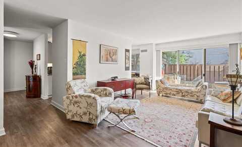 2525 Main Street, Kansas City, MO 64108