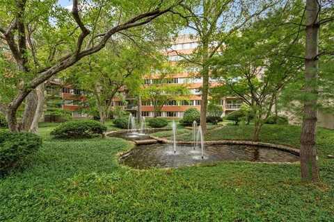 2525 Main Street, Kansas City, MO 64108