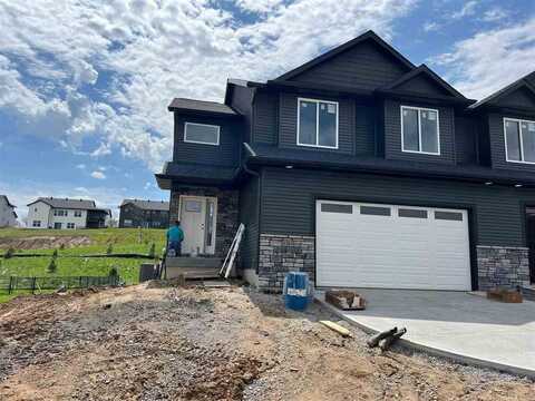 1303 Legend Dr, Tiffin, IA 52340
