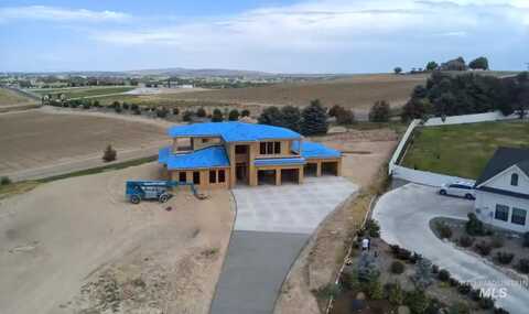 8258 Golden Hills Rd, Nampa, ID 83686