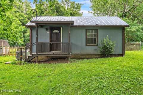 1005 Drive D, Knoxville, TN 37920