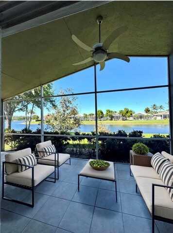 9785 San Luca St, Lake Worth, FL 33467